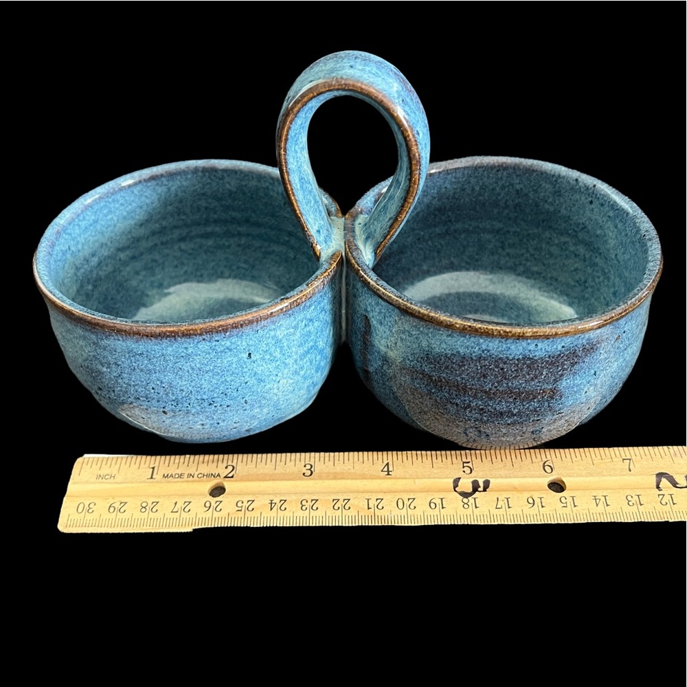 Vintage Pottery Condiment Set. Signature on bottom blue - Picture 6 of 7